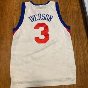 Philadelphia 76ers Iverson jersey